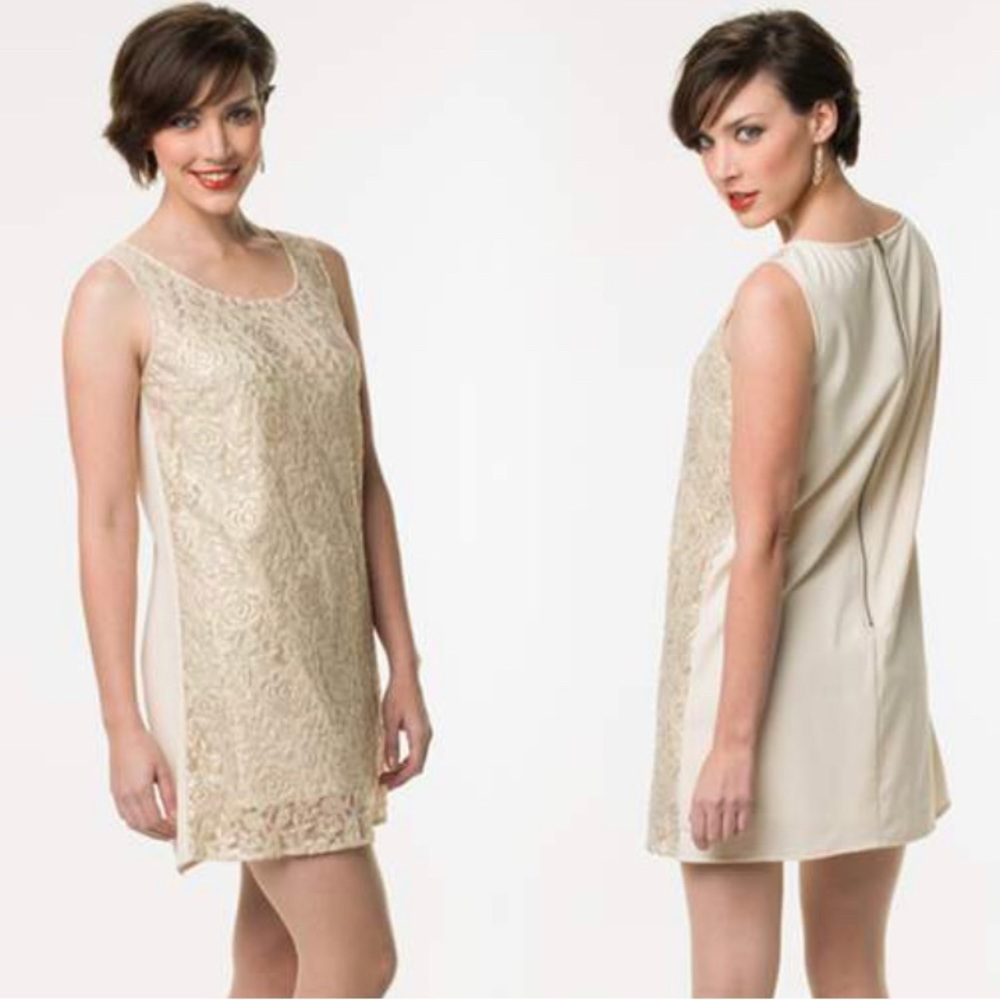 BLU PEPPER mini dress , NWT , sleeveless with zip closure on the back.